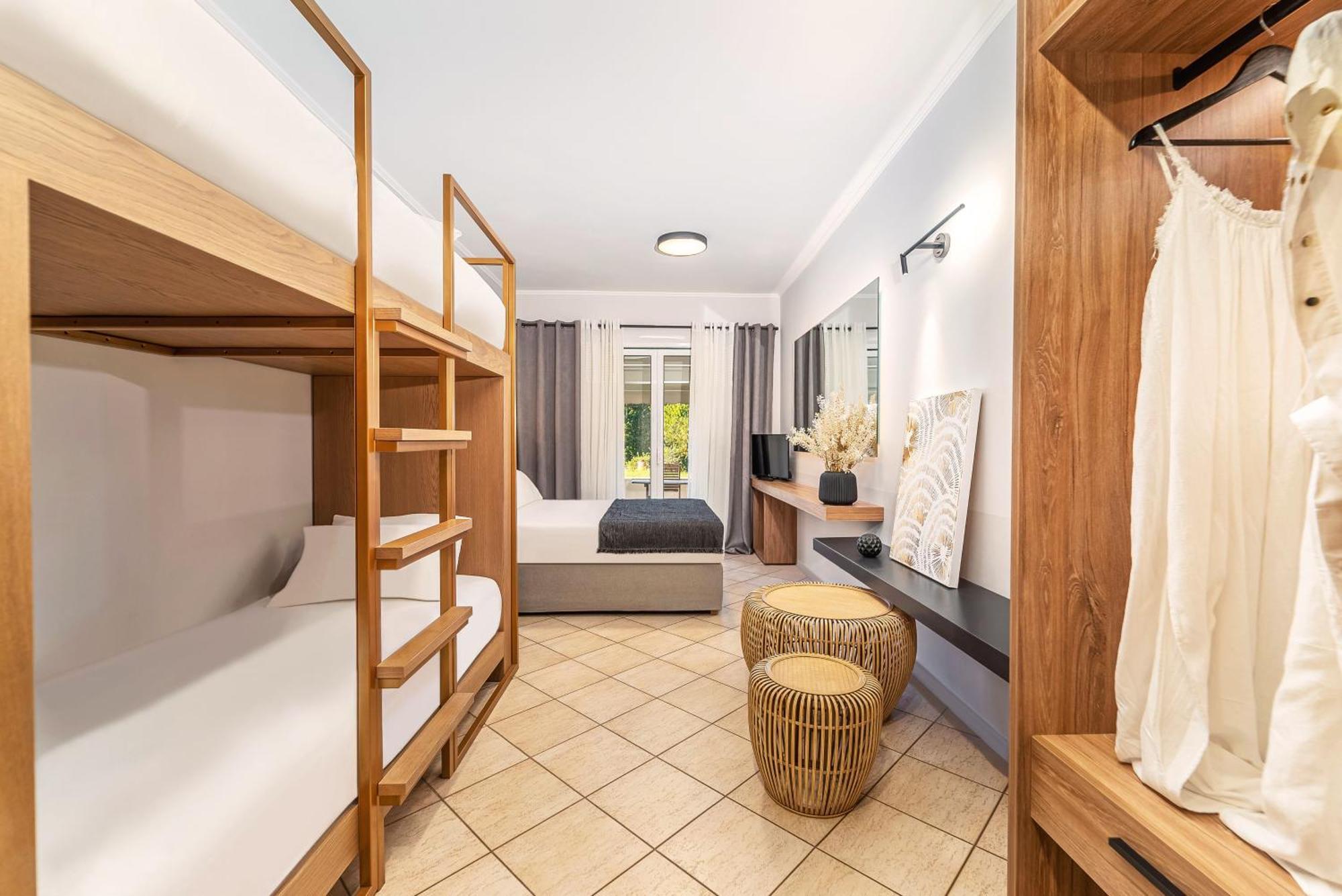 San Giovanni Beach Resort And Suites Agios Ioannis  Phòng bức ảnh