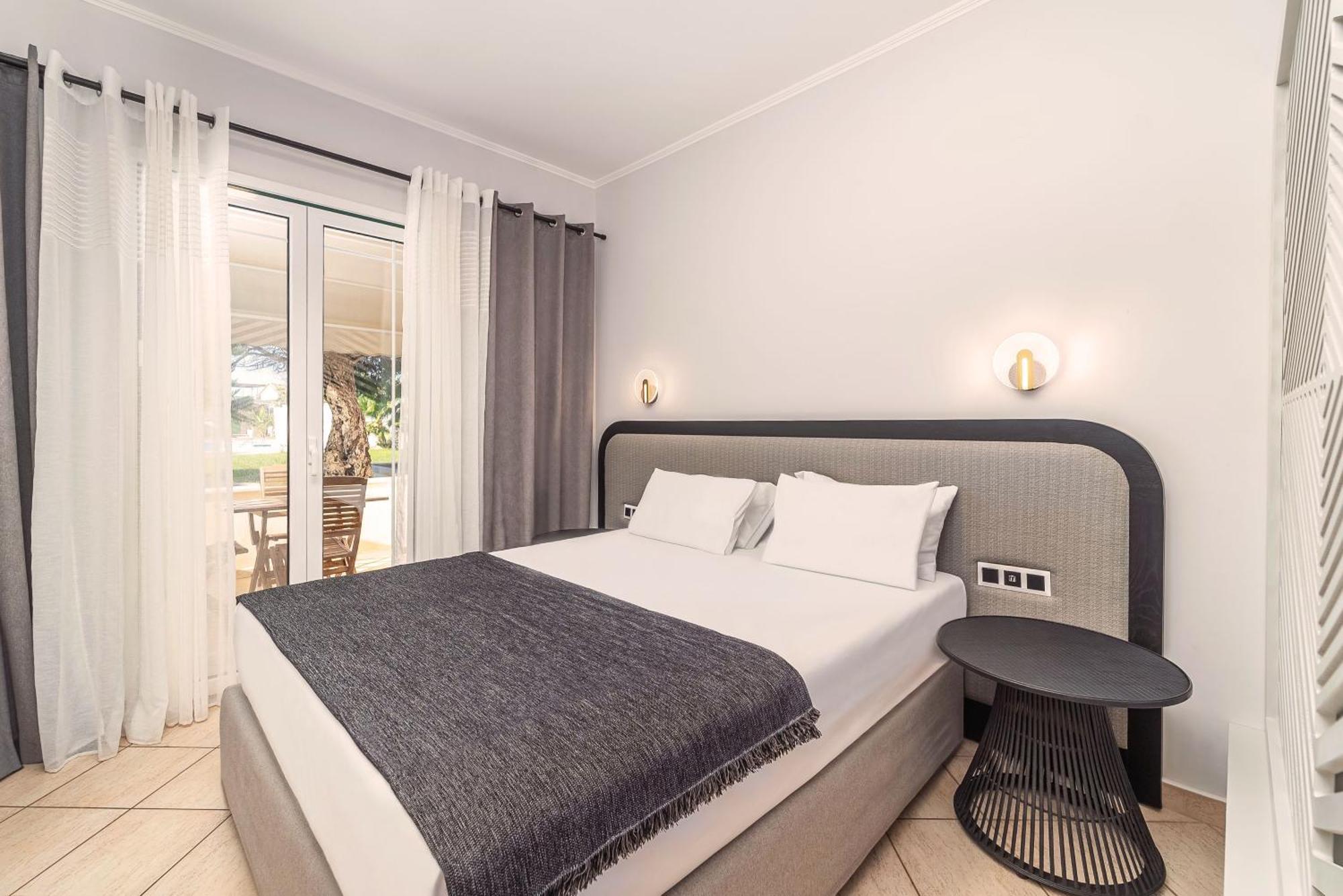 San Giovanni Beach Resort And Suites Agios Ioannis  Phòng bức ảnh